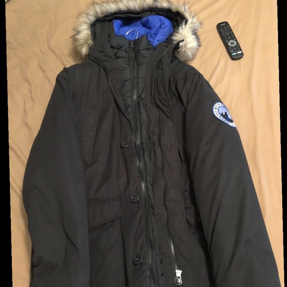 Big winter coat never worn - Picture 1 of 2